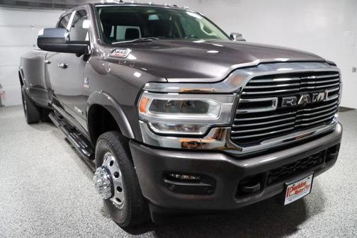 2020 RAM 3500 Laramie Crew Cab 4x4 8' Box