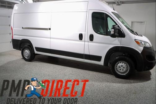 Bright White Clearcoat 2024 RAM ProMaster 2500 Tradesman