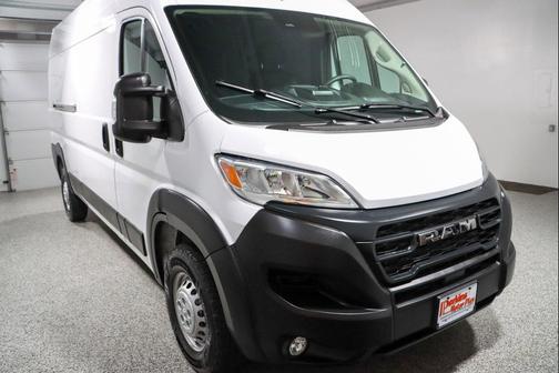 Bright White Clearcoat 2024 RAM ProMaster 2500 Tradesman