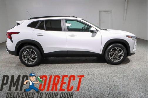 Summit White 2024 Chevrolet Trax LT