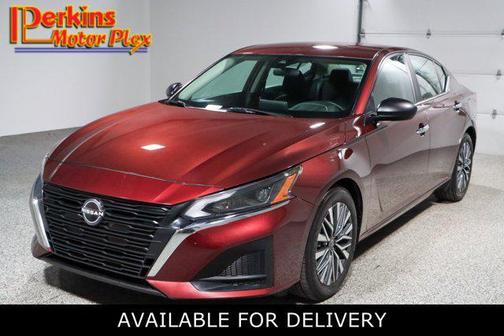 MAROON 2024 Nissan Altima 2.5 SV