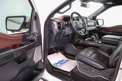 Star White Metallic Tri-Coat 2022 Ford F-150 Lariat