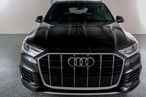 Black 2021 Audi Q7 45 Premium