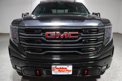 Onyx Black 2023 GMC Sierra 1500 AT4