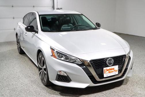 2021 Nissan Altima SR FWD