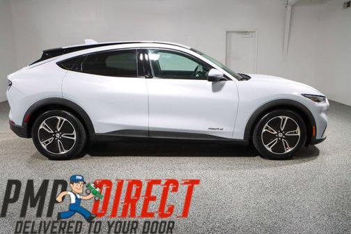 2022 Ford Mustang Mach-E Select