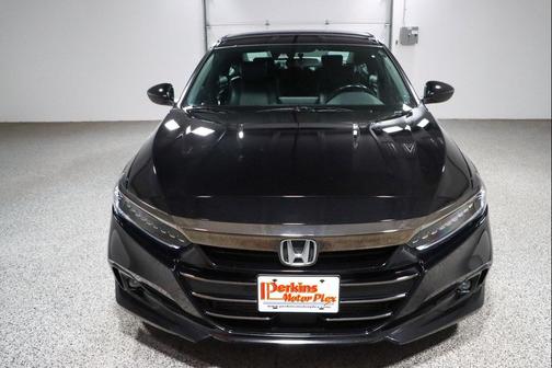 Crystal Black Pearl 2022 Honda Accord Sport 1.5T