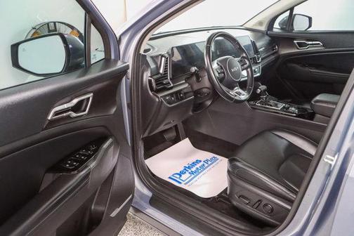 Everlasting Silver 2023 Kia Sportage EX