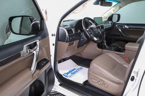 Starfire Pearl 2022 Lexus GX 460 Premium