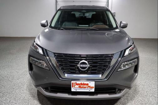 Gun Metallic 2023 Nissan Rogue SV