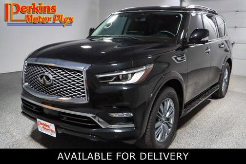 2022 INFINITI QX80 Luxe