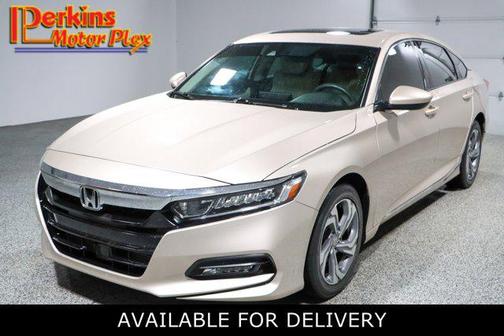 GOLD 2018 Honda Accord EX