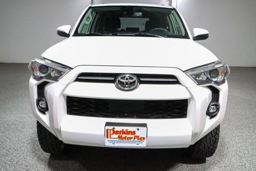 Super White 2021 Toyota 4Runner SR5