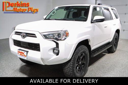 Super White 2021 Toyota 4Runner SR5