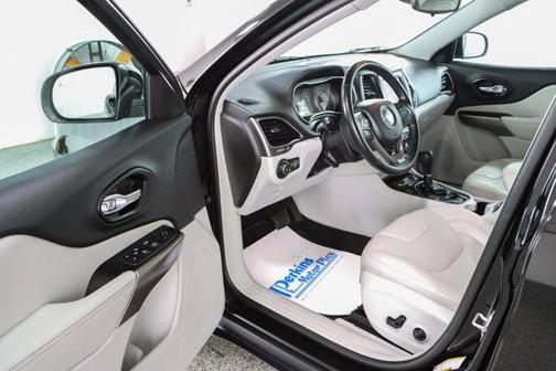 2020 Jeep Cherokee Latitude Lux