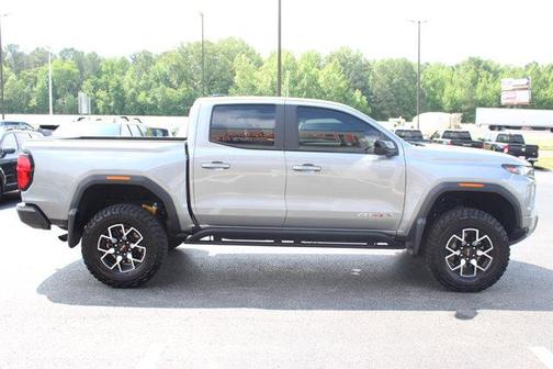 2023 GMC Canyon AT4X