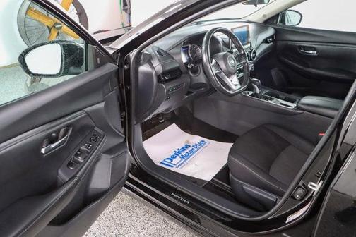 Super Black 2022 Nissan Sentra SV