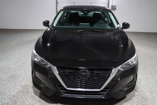 Super Black 2022 Nissan Sentra SV