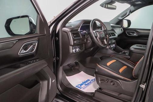 2023 GMC Yukon XL AT4