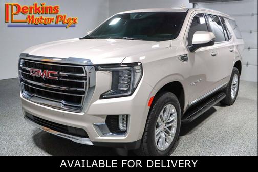 Pearl Beige Metallic 2021 GMC Yukon SLT