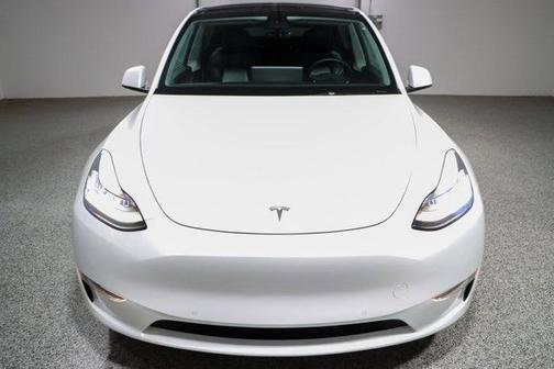 Pearl White Multi-Coat 2021 Tesla Model Y Long Range Dual Motor All-Wheel Drive