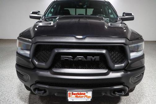 Diamond Black Crystal Pearlcoat 2023 RAM 1500 Rebel