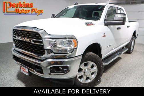 Bright White Clearcoat 2023 RAM 2500 Big Horn Crew Cab 4x4 6'4' Box