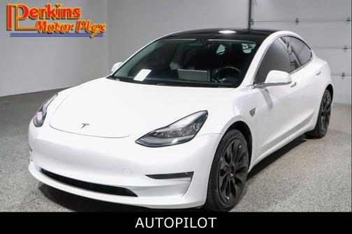 Pearl White Multi-Coat 2020 Tesla Model 3 Long Range