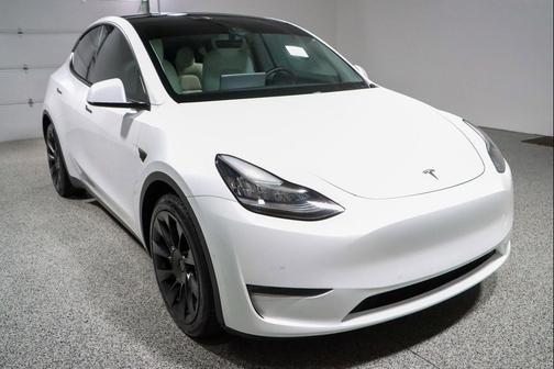 Pearl White Multi-Coat 2021 Tesla Model Y Long Range Dual Motor All-Wheel Drive