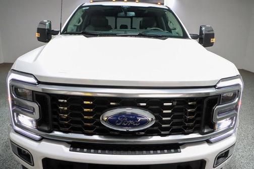 Star White Metallic Tri-Coat 2025 Ford F-450 Platinum