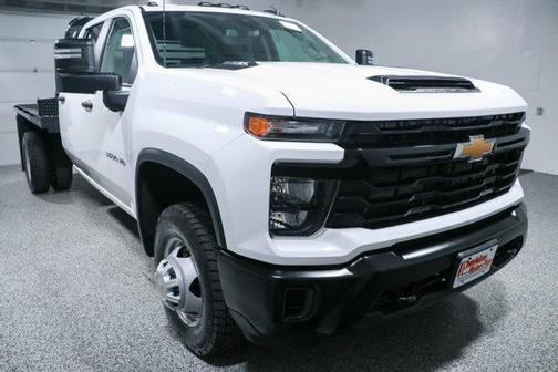 Summit White 2024 Chevrolet Silverado 3500 WT