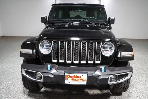 Black Clearcoat 2022 Jeep Wrangler Unlimited 4xe Sahara