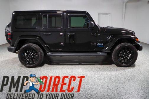 Black Clearcoat 2022 Jeep Wrangler Unlimited 4xe Sahara