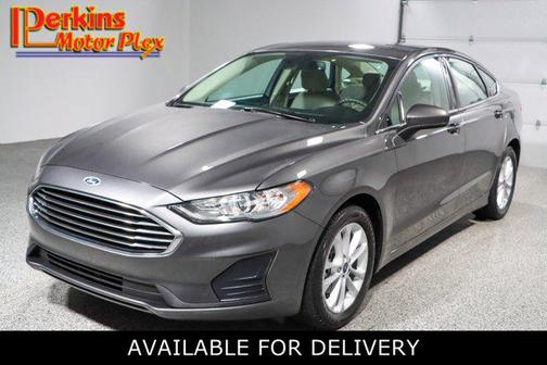 2020 Ford Fusion SE