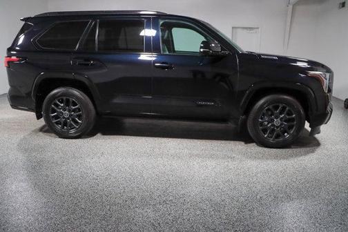 2024 Toyota Sequoia Platinum