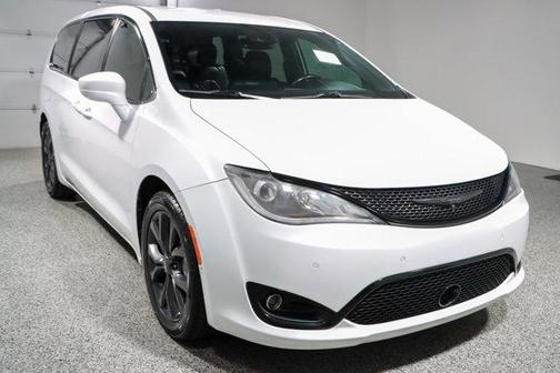 2019 Chrysler Pacifica Touring Plus