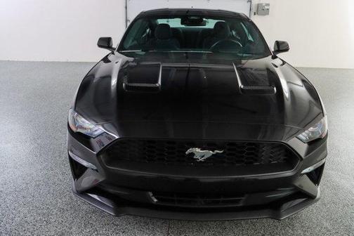 2021 Ford Mustang EcoBoost