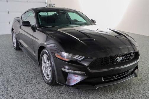 2021 Ford Mustang EcoBoost