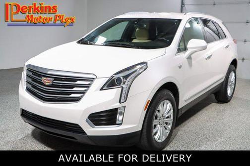 Crystal White Tricoat 2018 Cadillac XT5 Base
