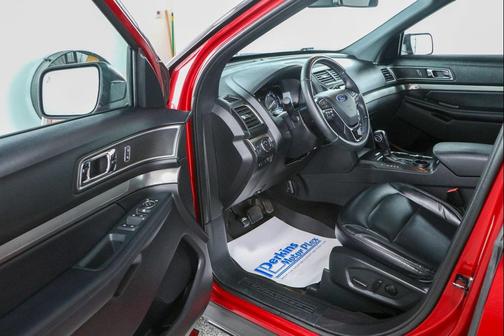 Ruby Red Metallic Tinted Clearcoat 2019 Ford Explorer XLT