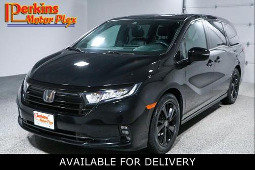 Crystal Black Pearl 2023 Honda Odyssey Sport
