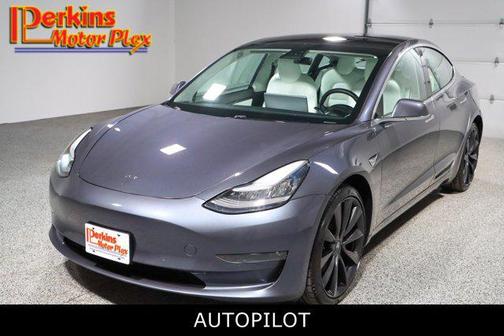 2020 Tesla Model 3 Performance