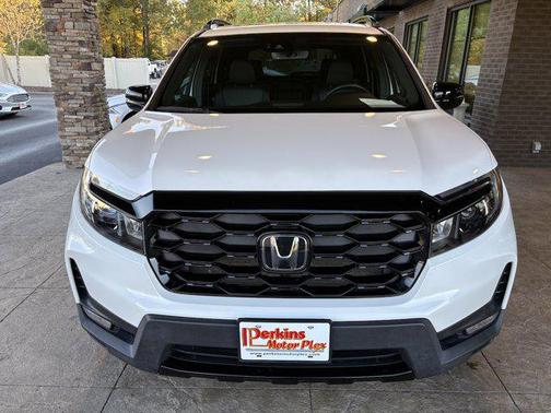 2023 Honda Passport AWD Elite