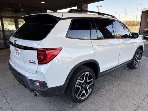 2023 Honda Passport AWD Elite