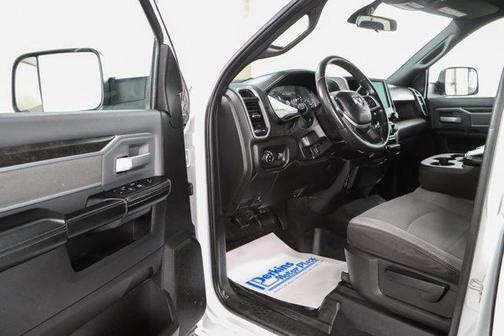 2022 RAM 2500 Big Horn Crew Cab 4x4 6'4' Box