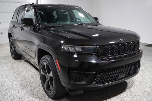 2022 Jeep Grand Cherokee Altitude