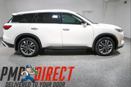Majestic White 2025 INFINITI QX60 Luxe