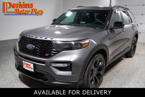 Carbonized Gray Metallic 2023 Ford Explorer ST