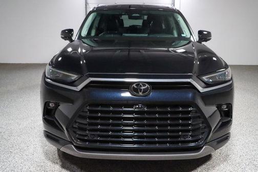 Midnight Black Metallic 2024 Toyota Grand Highlander XLE