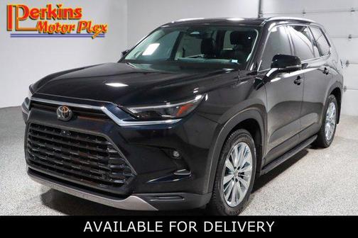 Midnight Black Metallic 2024 Toyota Grand Highlander XLE